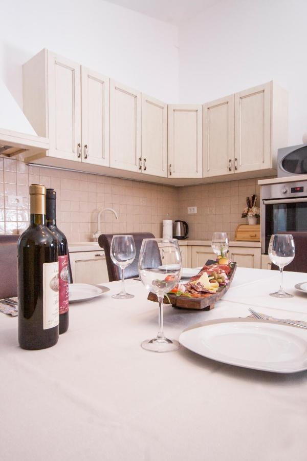 Апартаменти Apartman Lucija Vizinada Екстер'єр фото