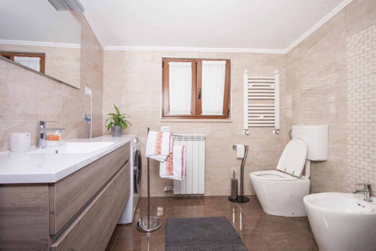 Апартаменти Apartman Lucija Vizinada Екстер'єр фото